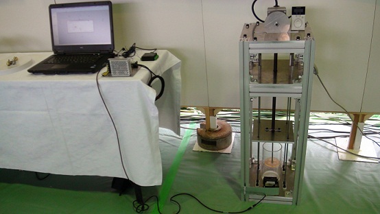 振動実験装置の製作と実験