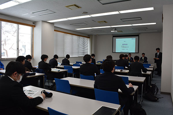 学内業界研究会