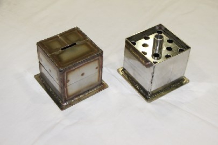 TIG（ティグ）溶接課題（左：貯金箱、右：灰皿）