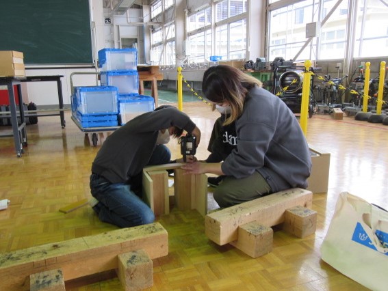 変形できる本立て（スライドラック）をつくろう！