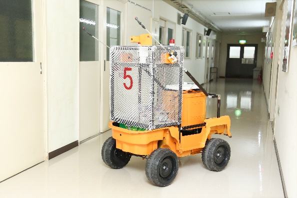 農業支援用ケンタウロス型ロボットの製作