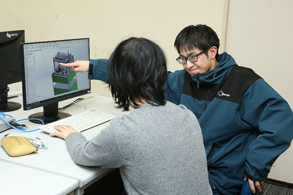 生産機械技術科(正式名称:生産技術科)