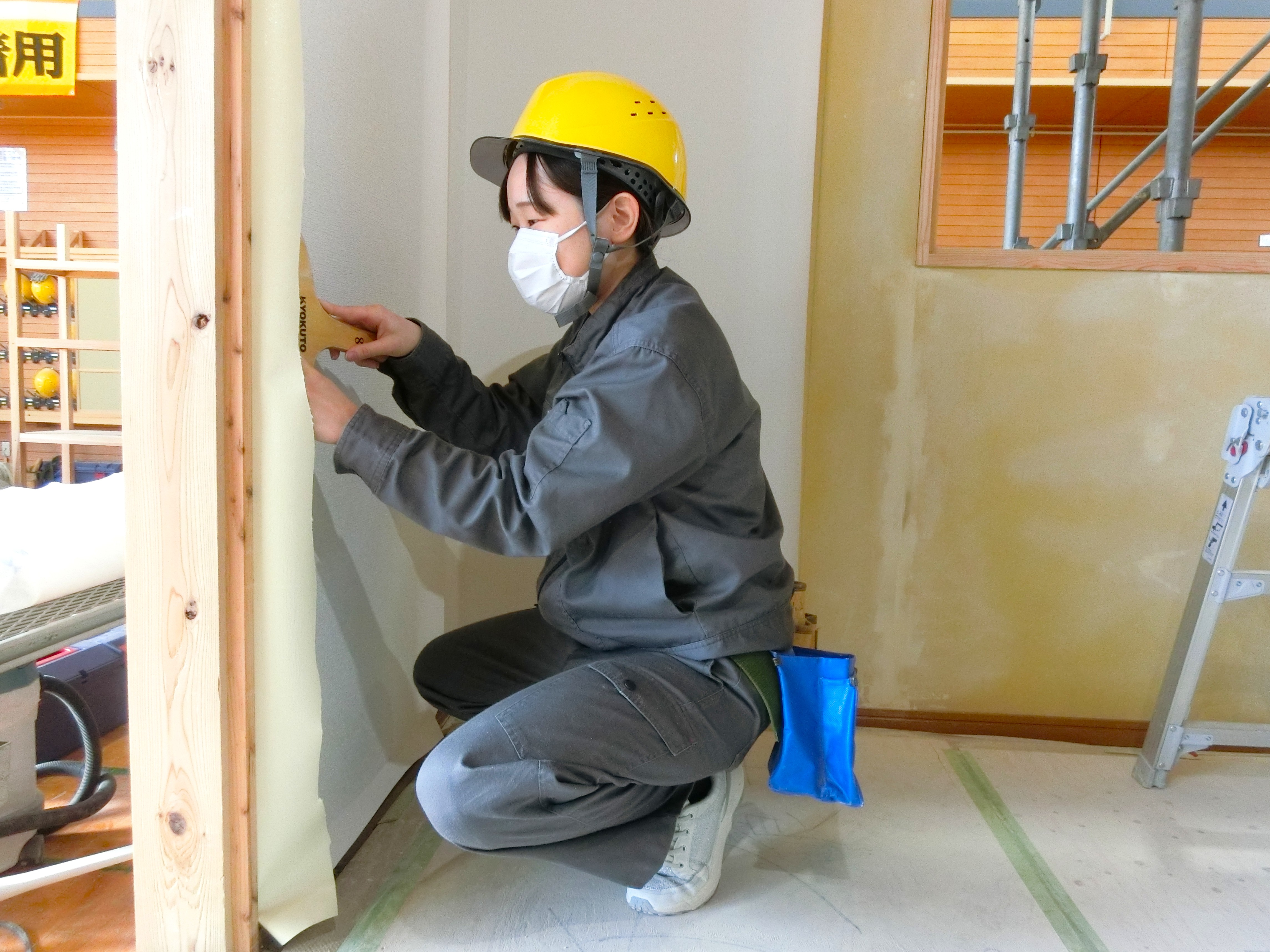 内装工事（壁紙貼り）