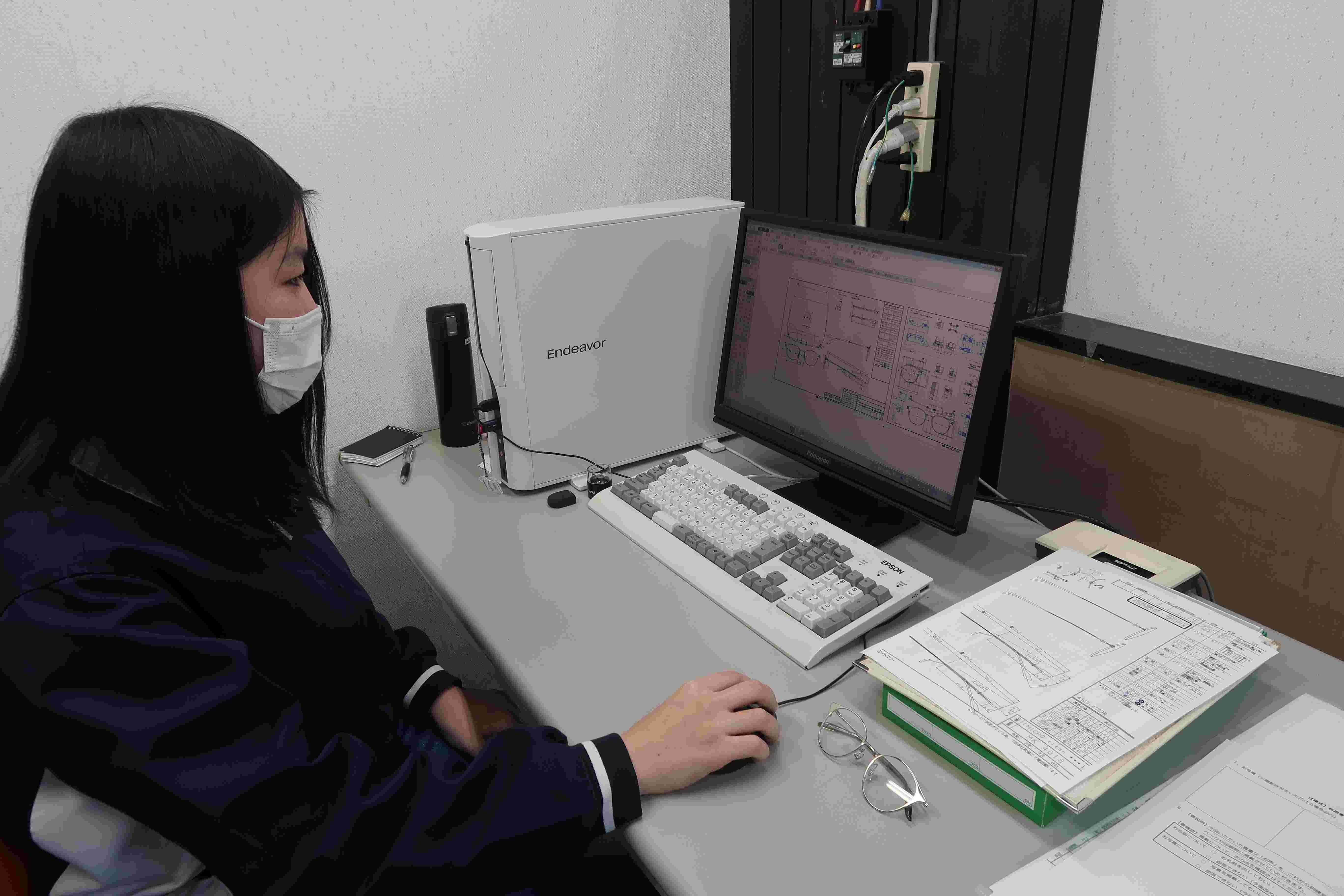 株式会社クリエイトスリー様3