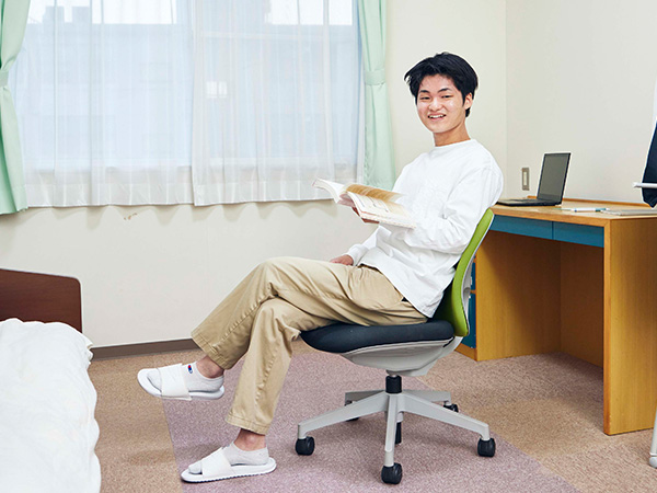 小田 歩 さん