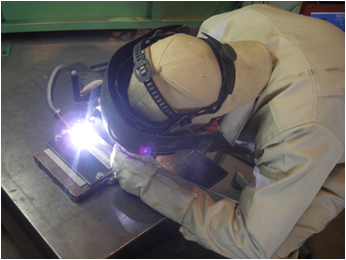 TIG(ティグ)溶接作業