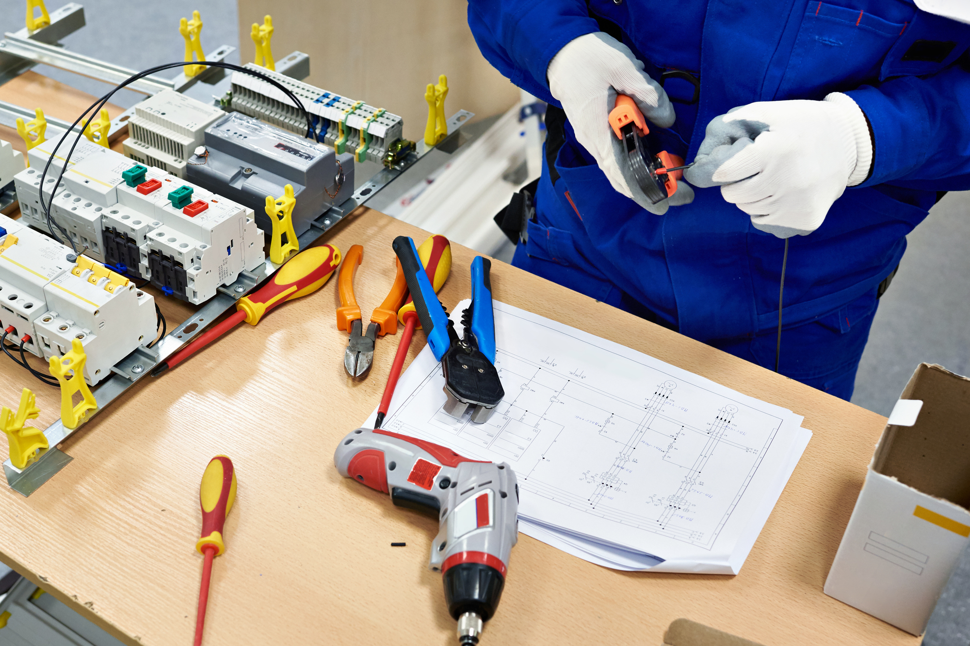 シーケンス制御技術（FA）