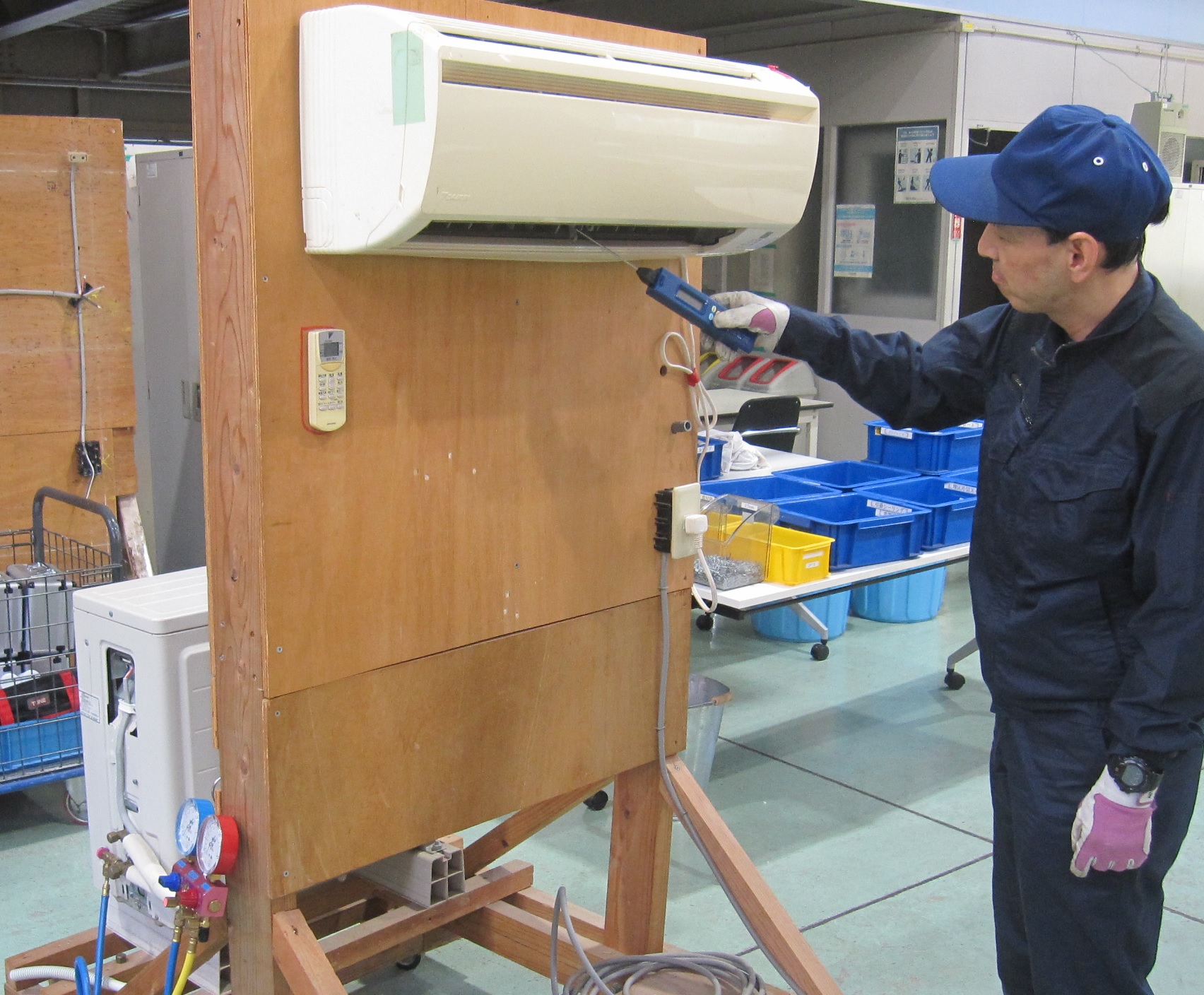 エアコンの設置