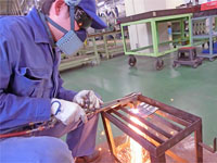 ガスによる溶断作業の実習風景