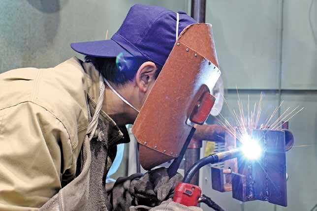 炭酸ガスアーク溶接作業