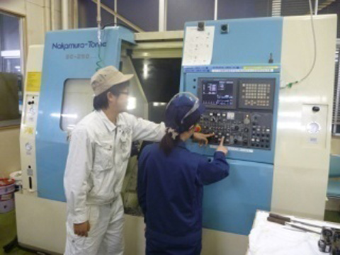 旋盤およびNC旋盤作業