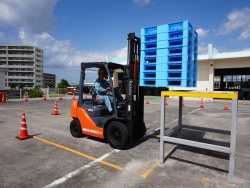 フォークリフト技能講習