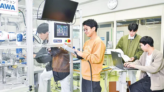 電気分野の学生