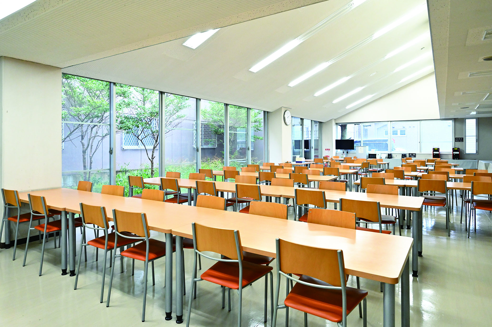 学生寮食堂