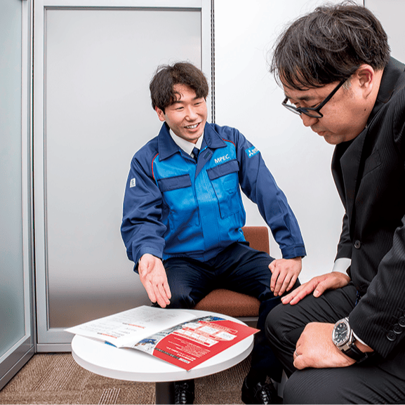 修了生 仲 聖さんの仕事の様子