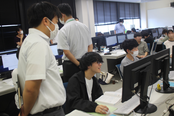 高等学校進路指導者向け説明会の写真5