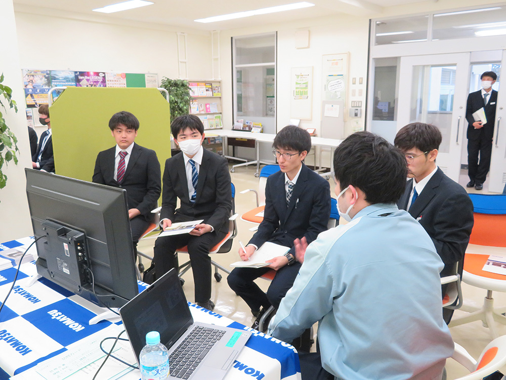 学内合同企業説明会7