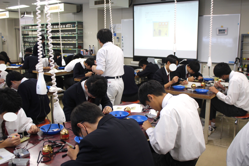 富山工業高校見学会の写真2