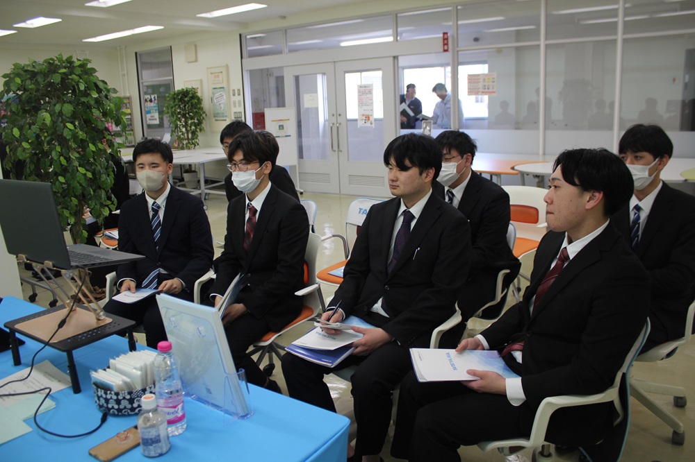 学内合同企業説明会の写真10