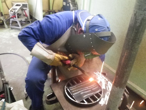 炭酸ガスアーク溶接作業